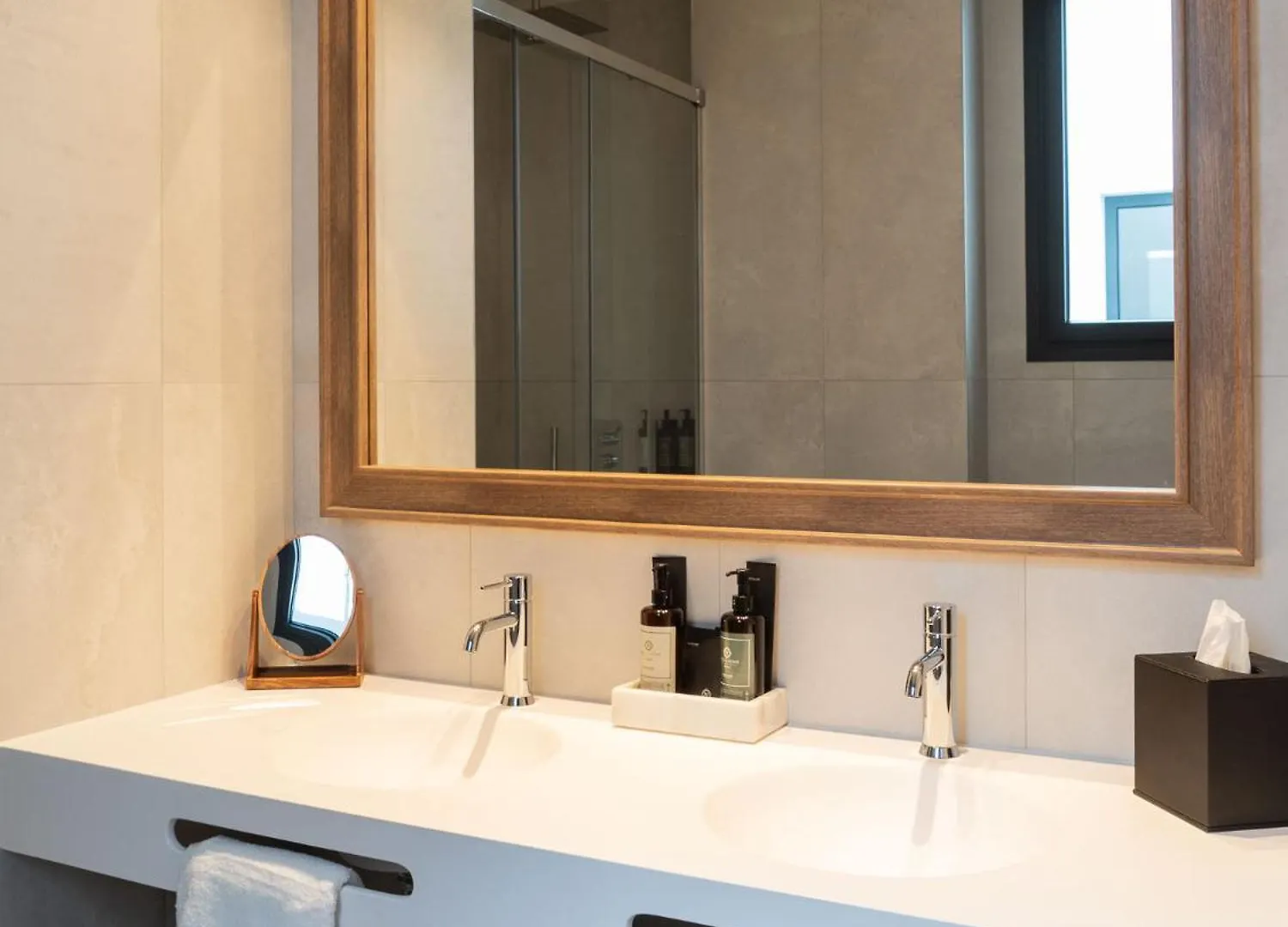 ****  Hotel Well And Come Malaga Spain