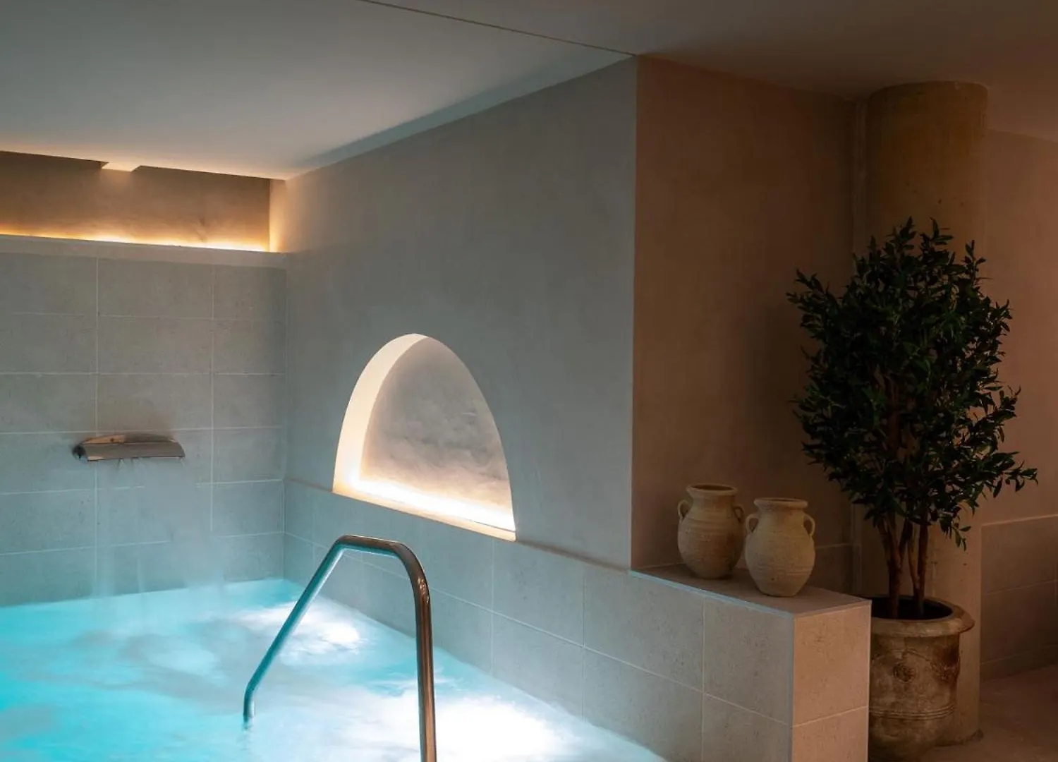 Hotel Well And Come Malaga Spain