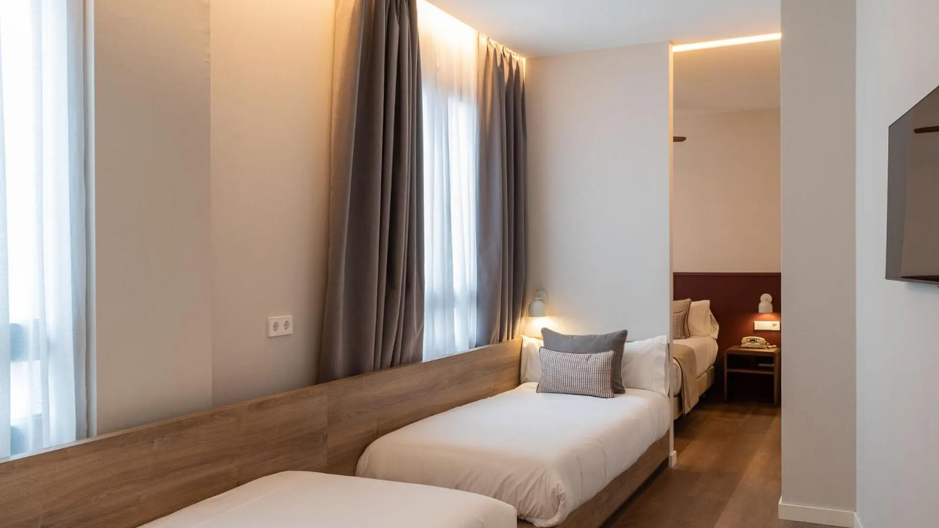Hotel Well And Come Malaga
