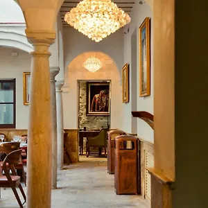 4* Hotel Anahita Boutique